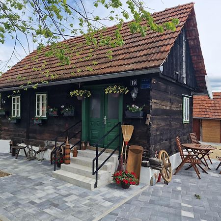 Holiday Home Hizica V Plavem Trnacu Gornja Stubica Bagian luar foto